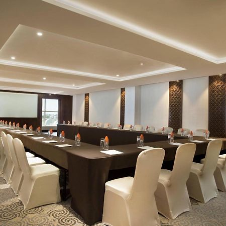 Four Points By Sheraton Makassar Extérieur photo