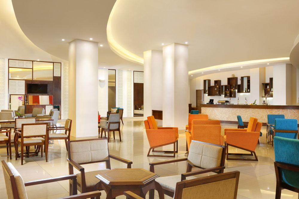 Four Points By Sheraton Makassar Extérieur photo