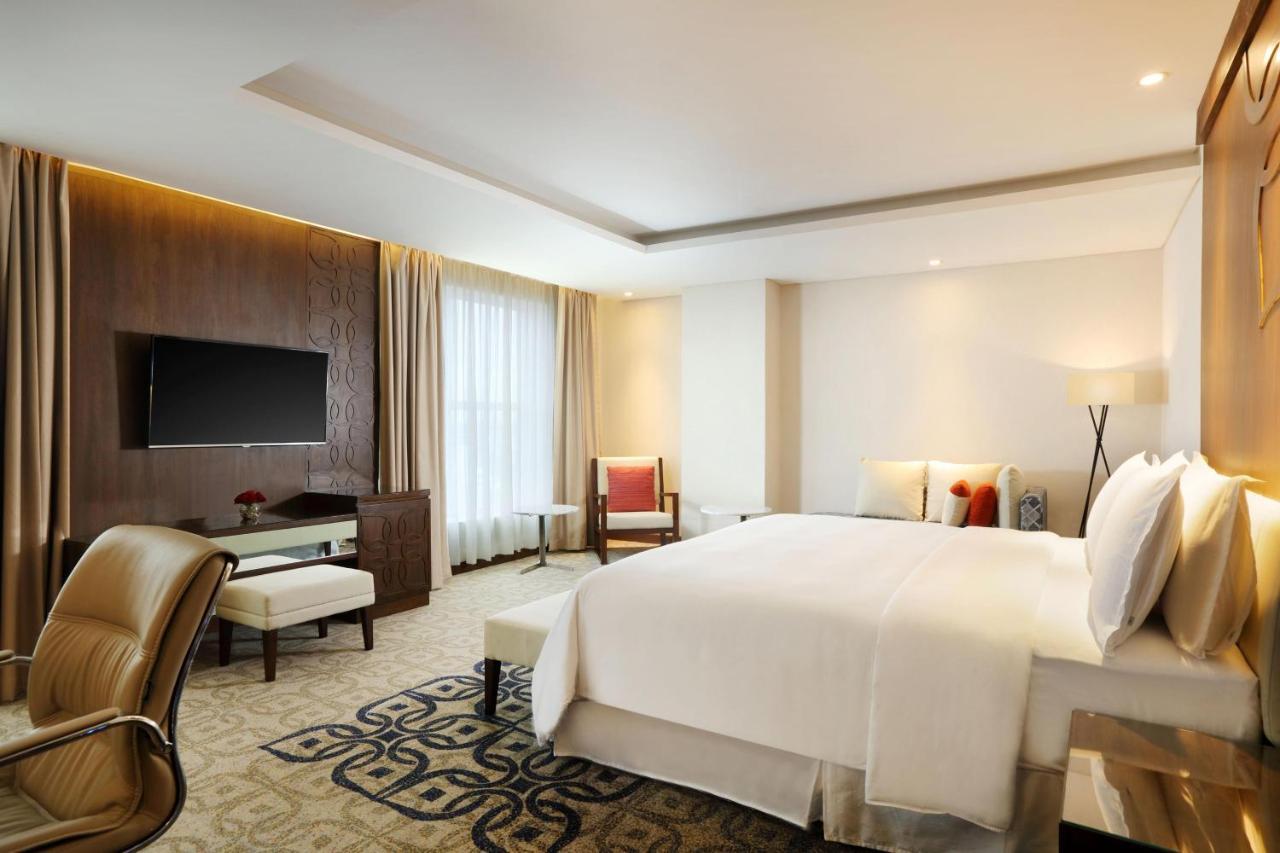Four Points By Sheraton Makassar Extérieur photo