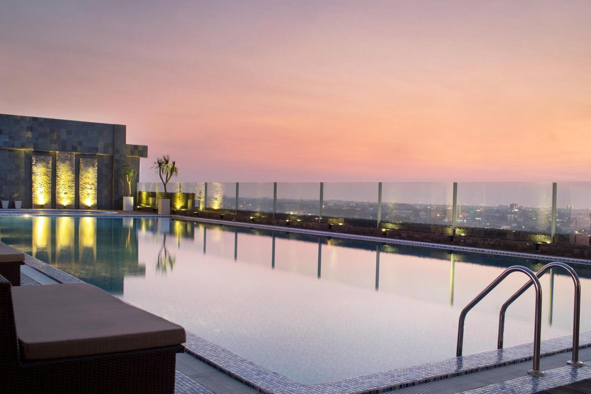 Four Points By Sheraton Makassar Extérieur photo